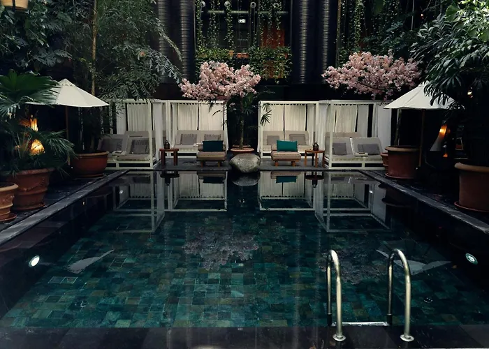 Manon Les Suites GuldsmedenAlbergo